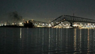 Mỹ bắt đầu tháo dỡ cầu Francis Scott Key bị sập tại Baltimore