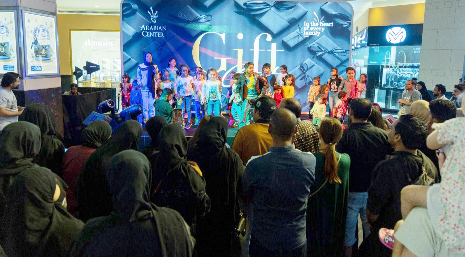 Arabian Center Celebrates 15th Anniversary with the Launch of a New Gift Card