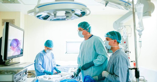 A Medical Marvel: Russian Doctor Performs Groundbreaking Cancer Surgery