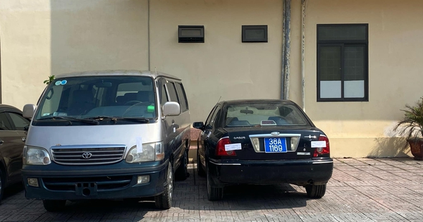 Who owns the two vehicles with the green license plate 38A-1169 in Ha Tinh?