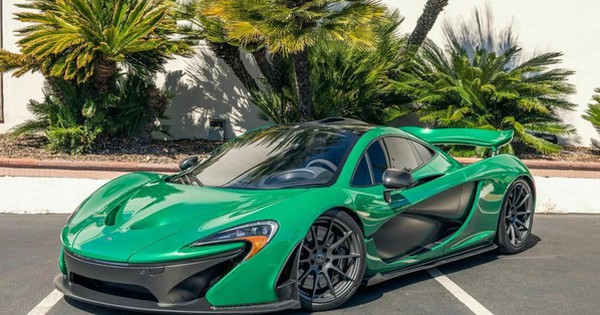 Pin của siêu xe McLaren P1 mua được một chiếc Porsche 911