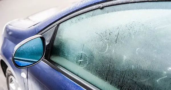 Tips for Dealing with Stuck Car Windows on Humid Days